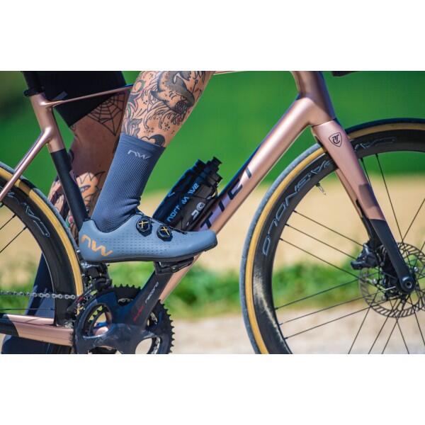 Skarpety rowerowe NORTHWAVE Extreme Pro Sock szary/czarny