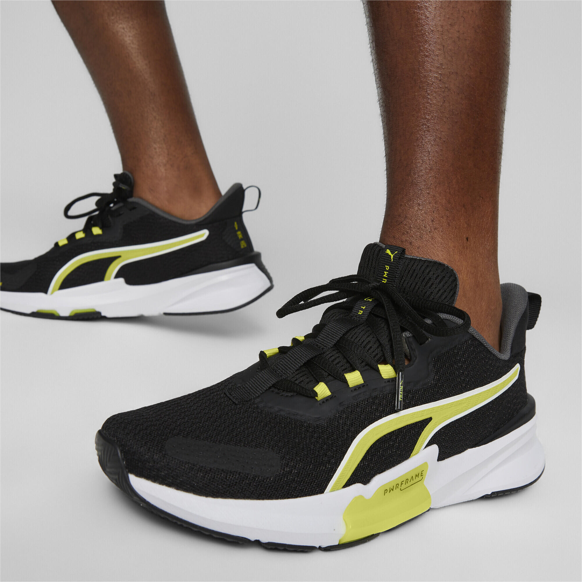 Scarpe da training PWRFrame TR 2 da uomo PUMA Black Yellow Burst White 2/7