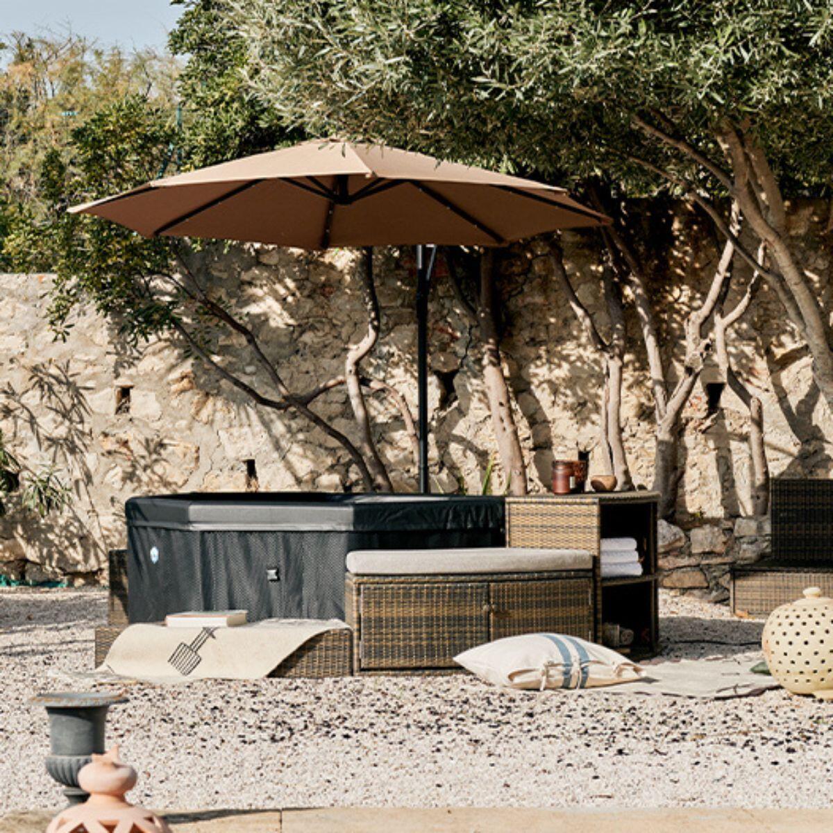 Spa con mobili e accessori - Octopus 6/7
