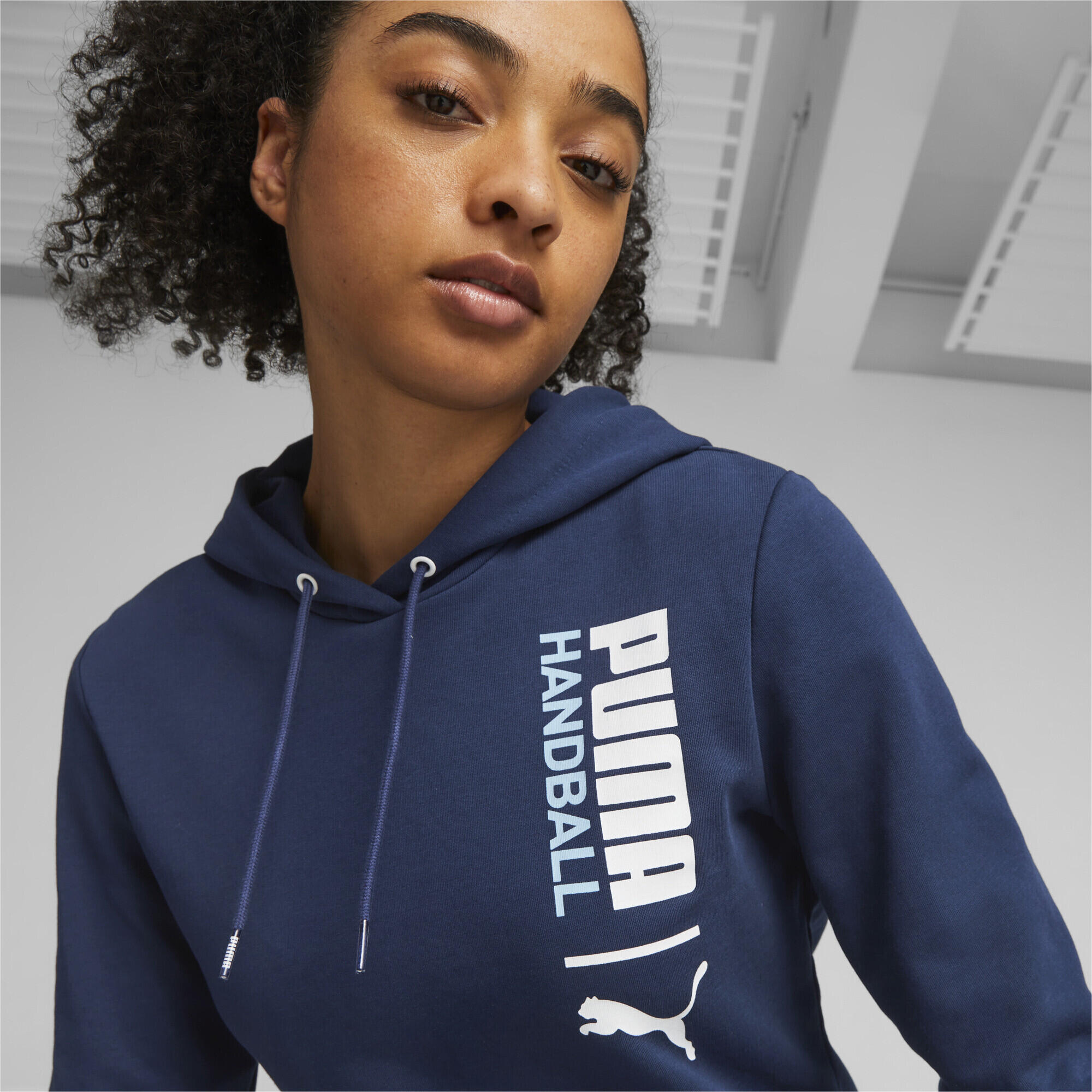 Felpa con cappuccio PUMA Handball da donna PUMA Persian Blue 3/6