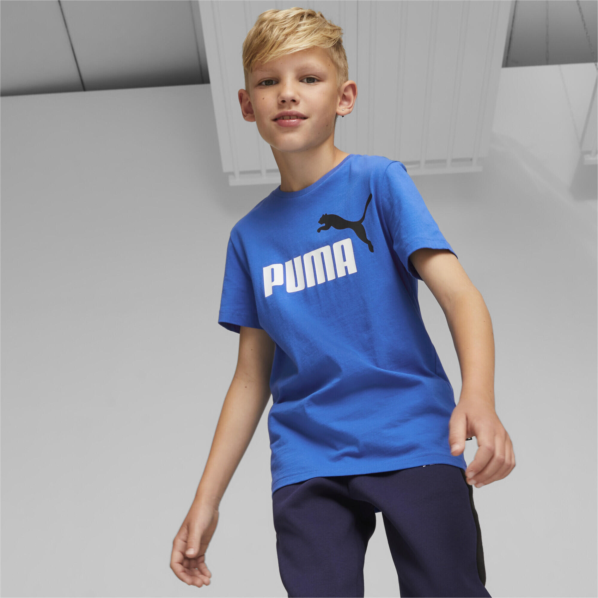 Camiseta Niño Essentials+ Two-Tone Logo PUMA Racing Blue 2/5
