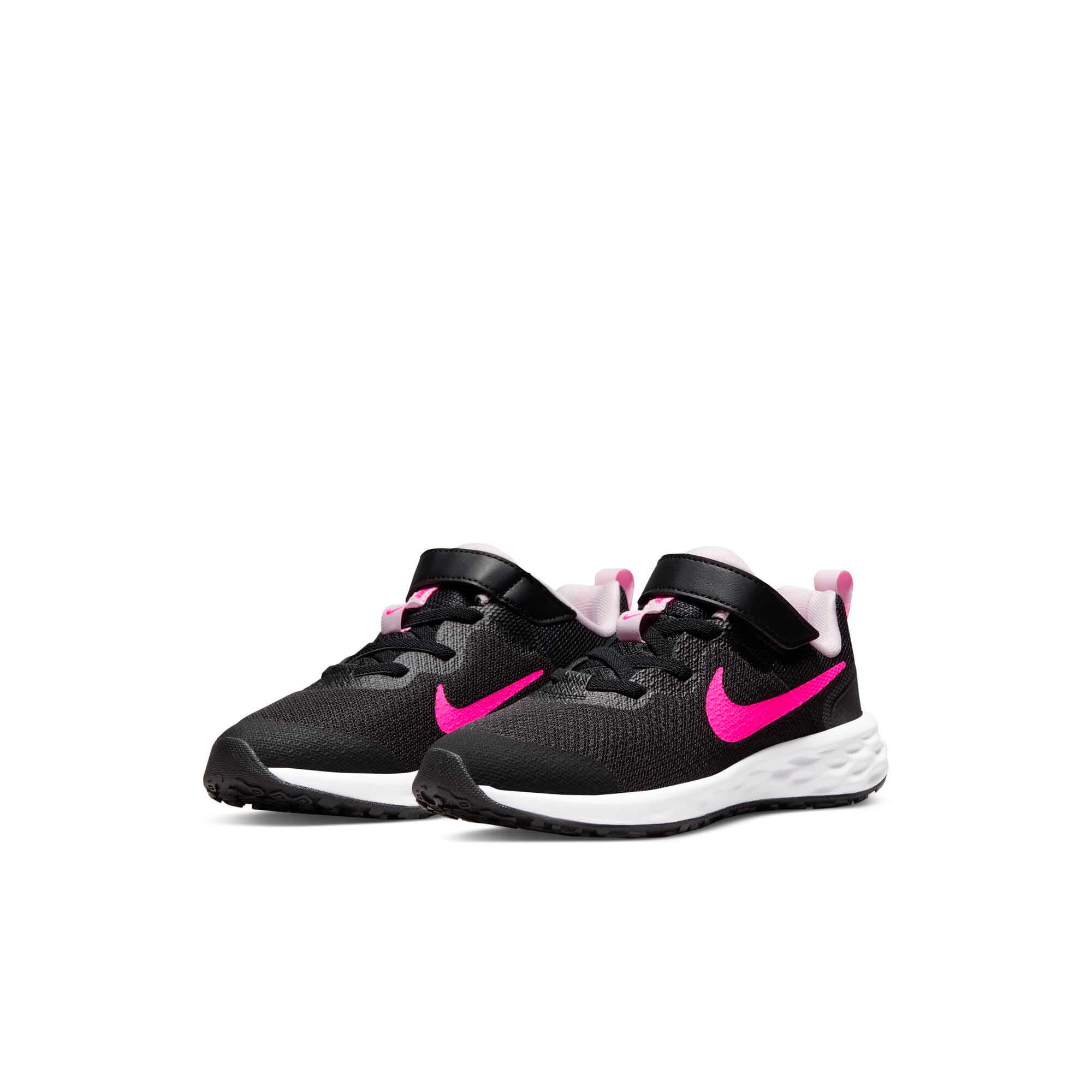 Baskets Nike Modèle Revolution 6 Couleur Noir 4/5