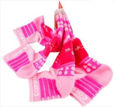 Calze Compressport Training 2-Pack, perfette per attività di lunga durata. 2/3