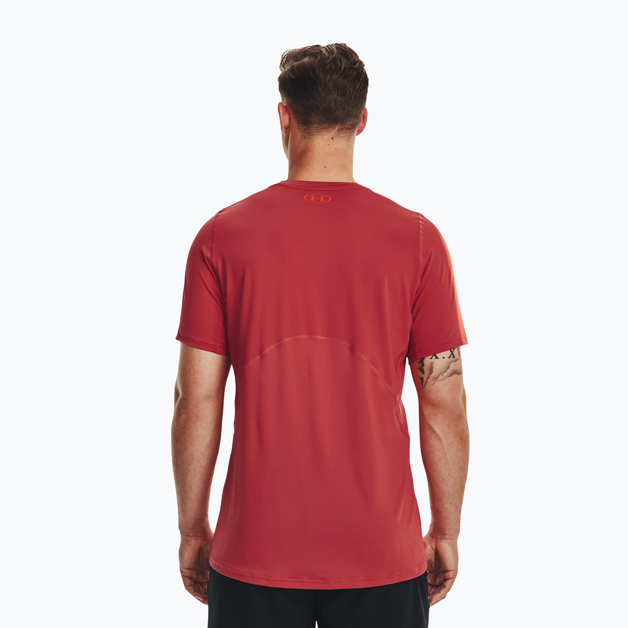 T-shirt d'entraînement Under Armour HG Armour Nov Fitted pour hommes 4/5