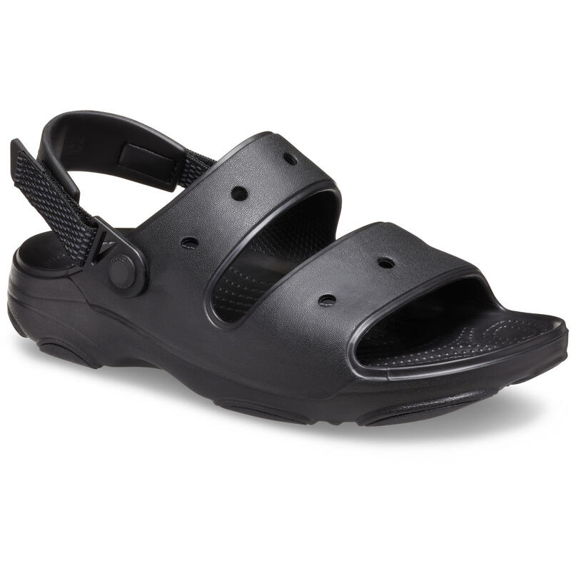 Des sandales Crocs Classic All-Terrain, Noir, Unisexe