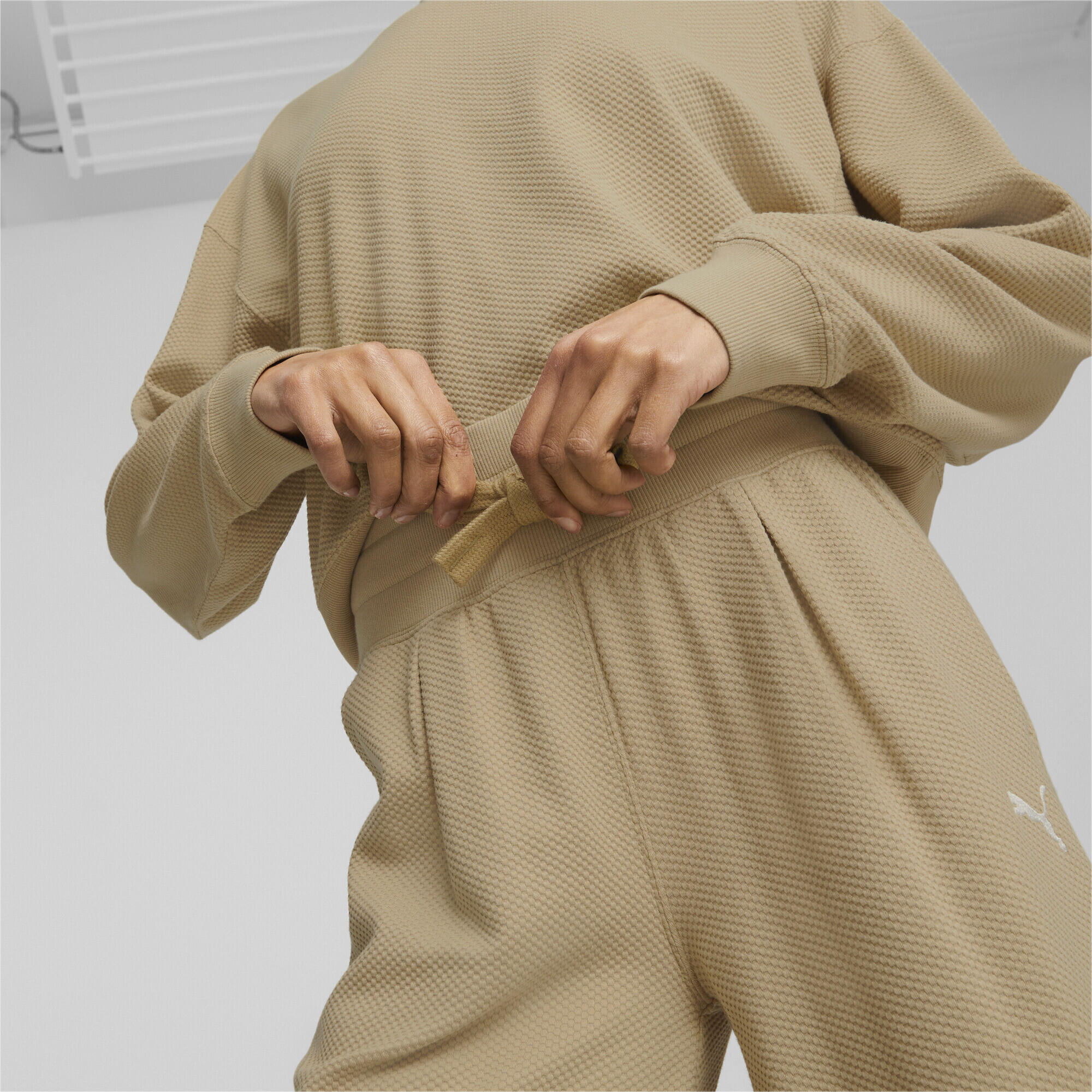 Pantalones rectos HER Mujer PUMA Sand Dune Beige 3/7