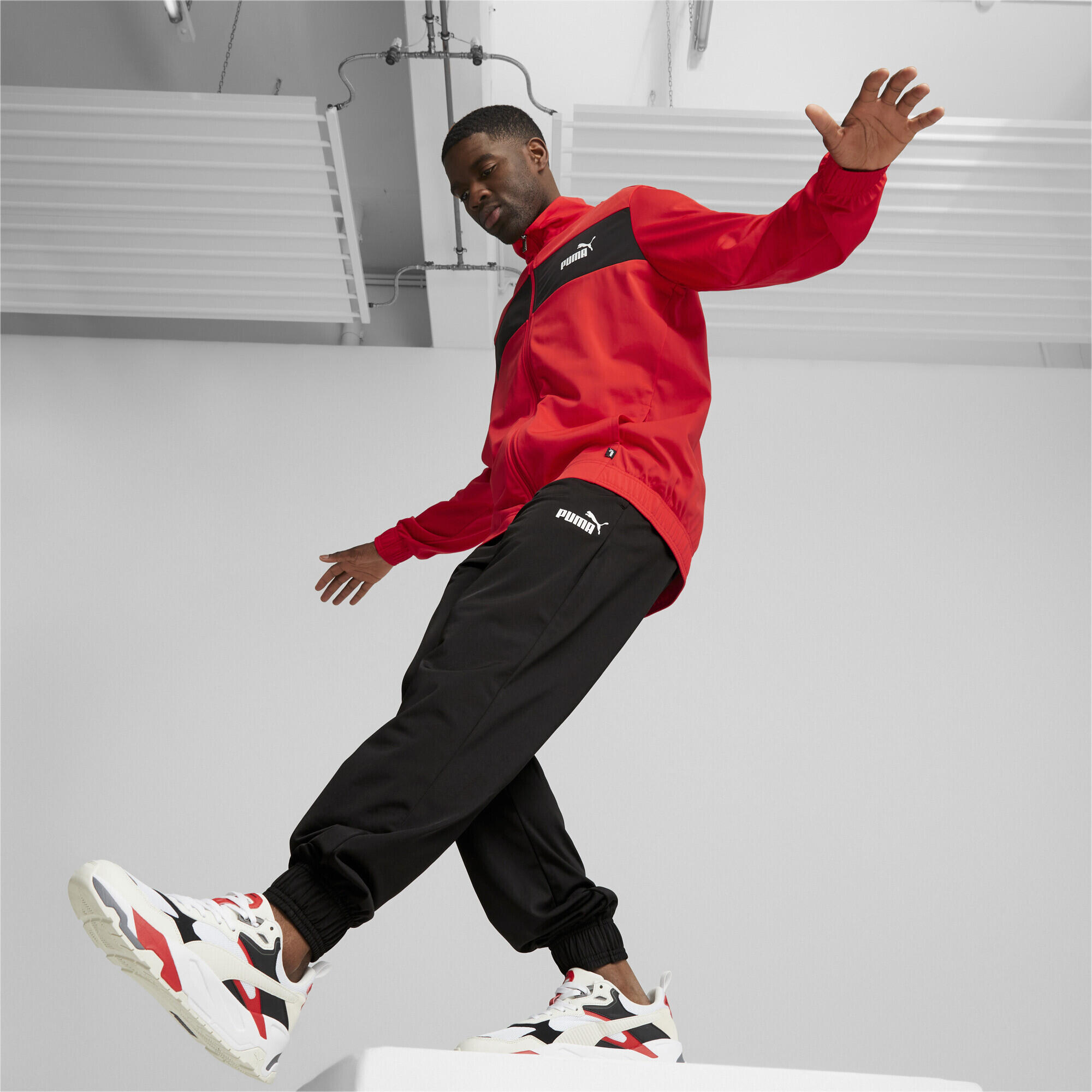 Tuta in poliestere da uomo PUMA For All Time Red 2/6