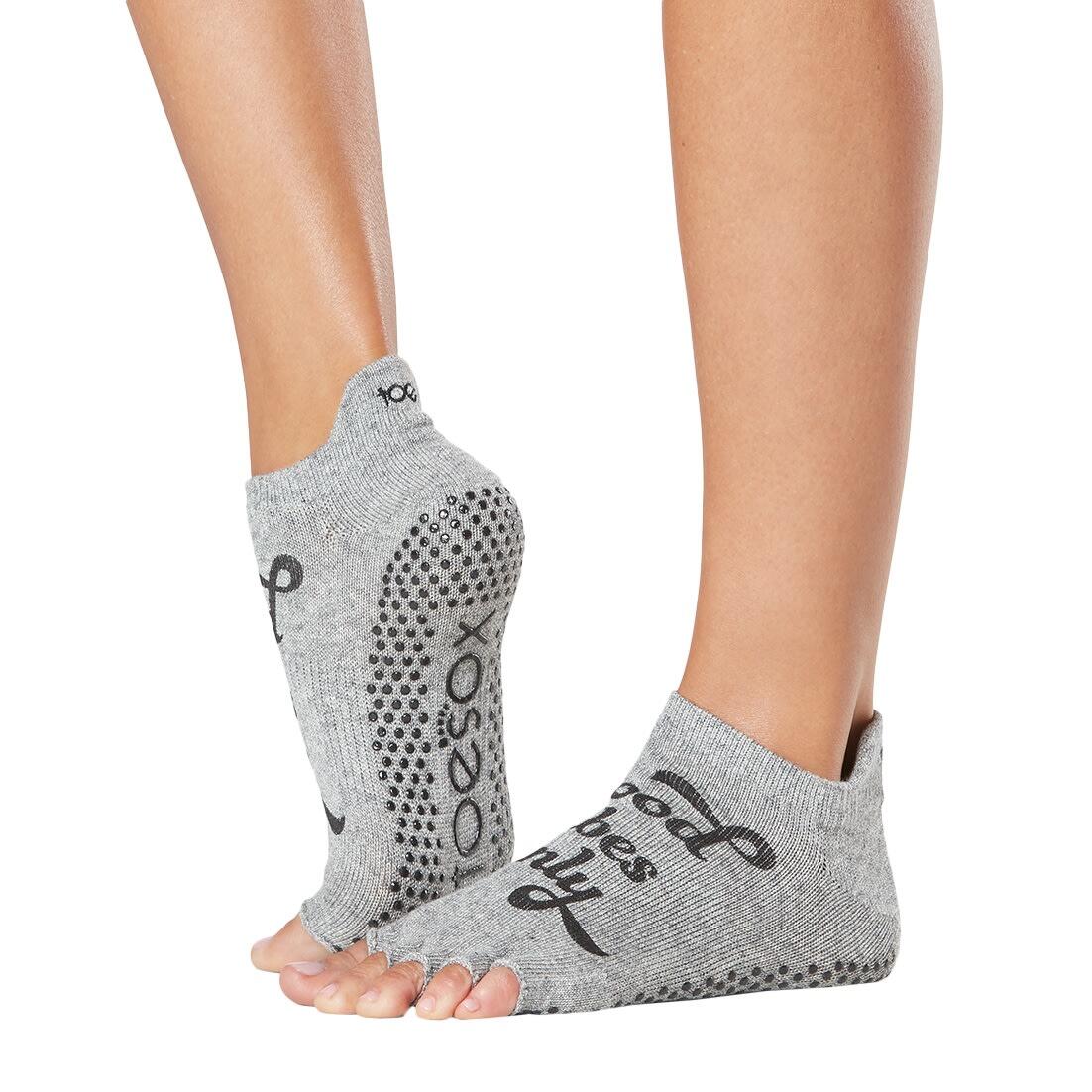 FITNESS-MAD Womens/Ladies Gripped Half Toe Socks (Grey)