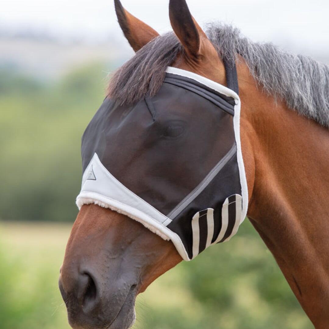 Fine Mesh Earless Horse Fly Mask (Black) 2/3