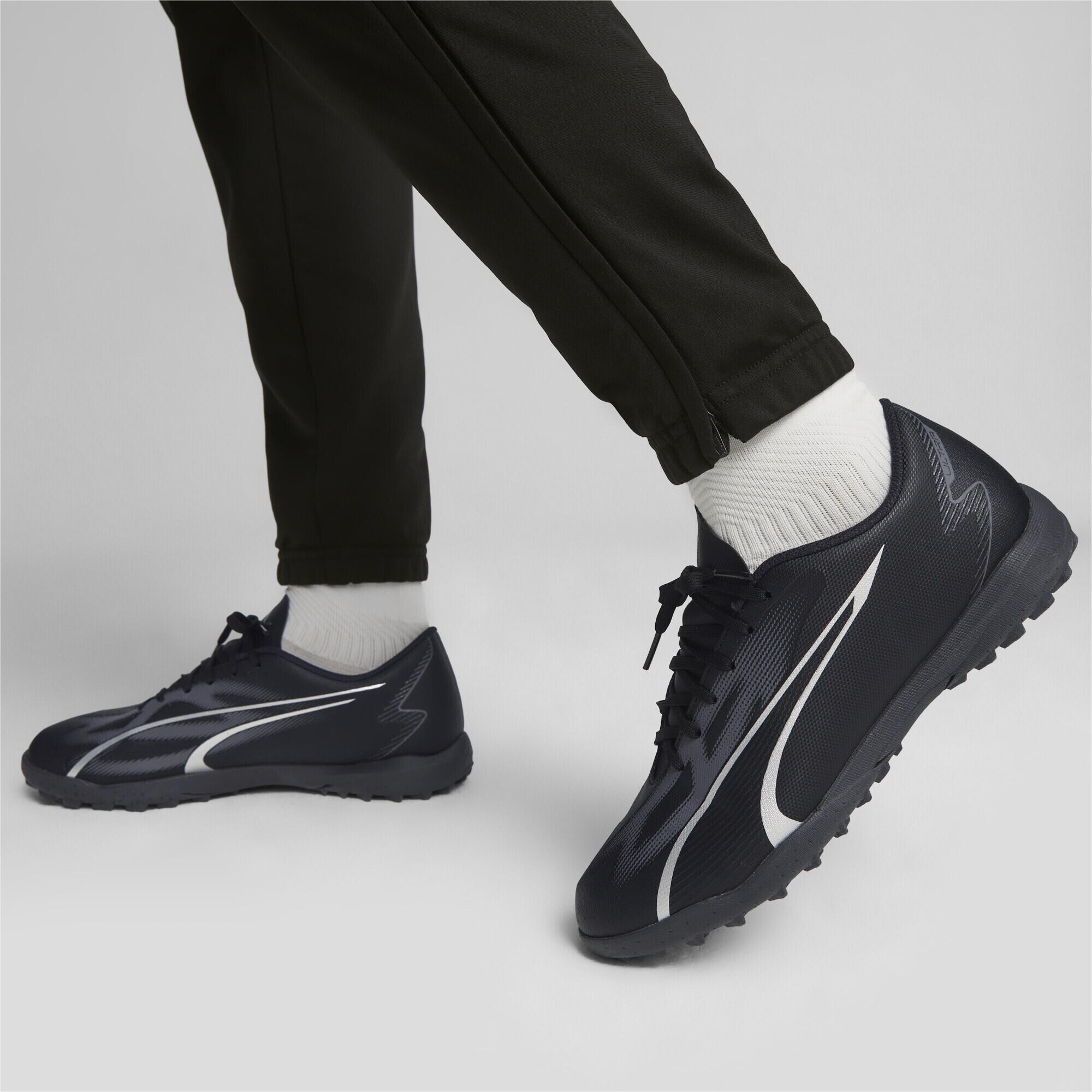 ULTRA PLAY TT Fußballschuhe Herren PUMA Black Asphalt Gray 2/7