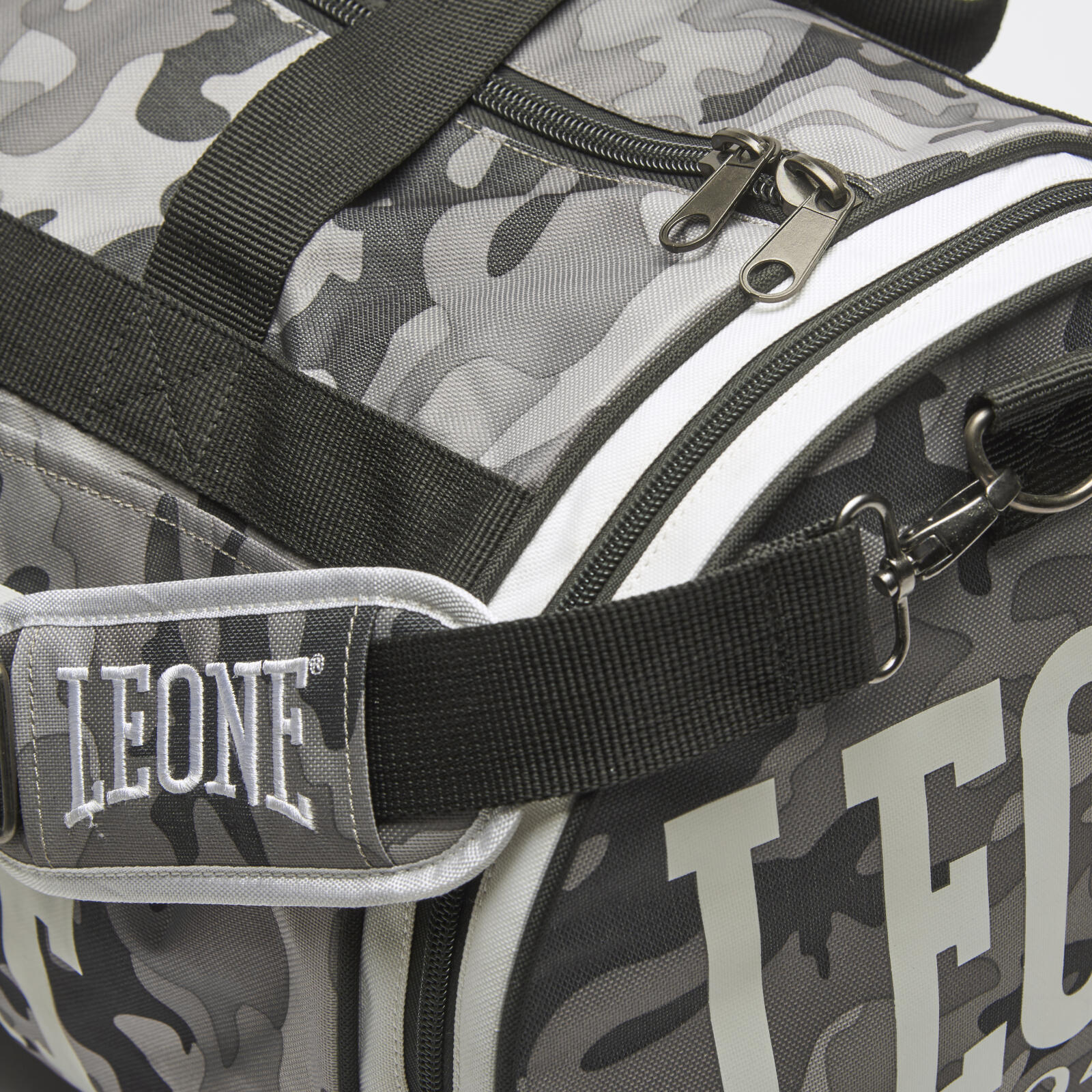 Leone1947 Camouflage Sports Bag AC906 45 L 5/7