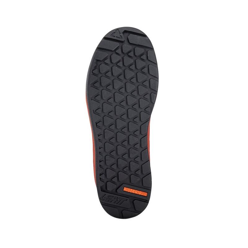 Schuh 2.0 Flat Shoe Lava