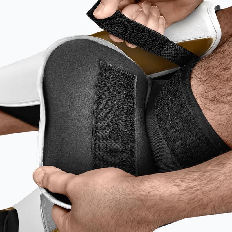 Protectoare pentru tibii și picioare Hayabusa T3 Full Back Shin Guards