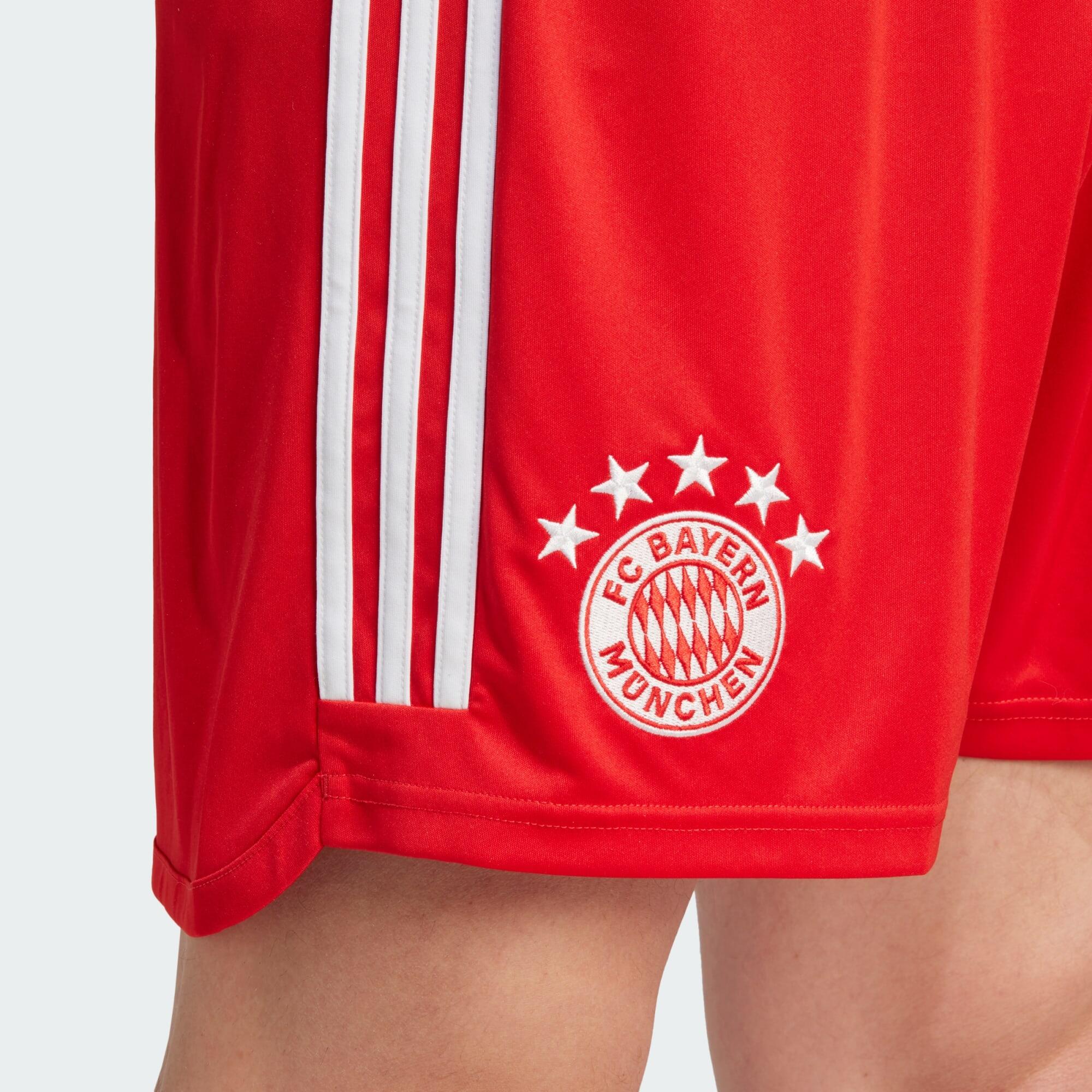 FC Bayern 23/24 Home Shorts 5/7
