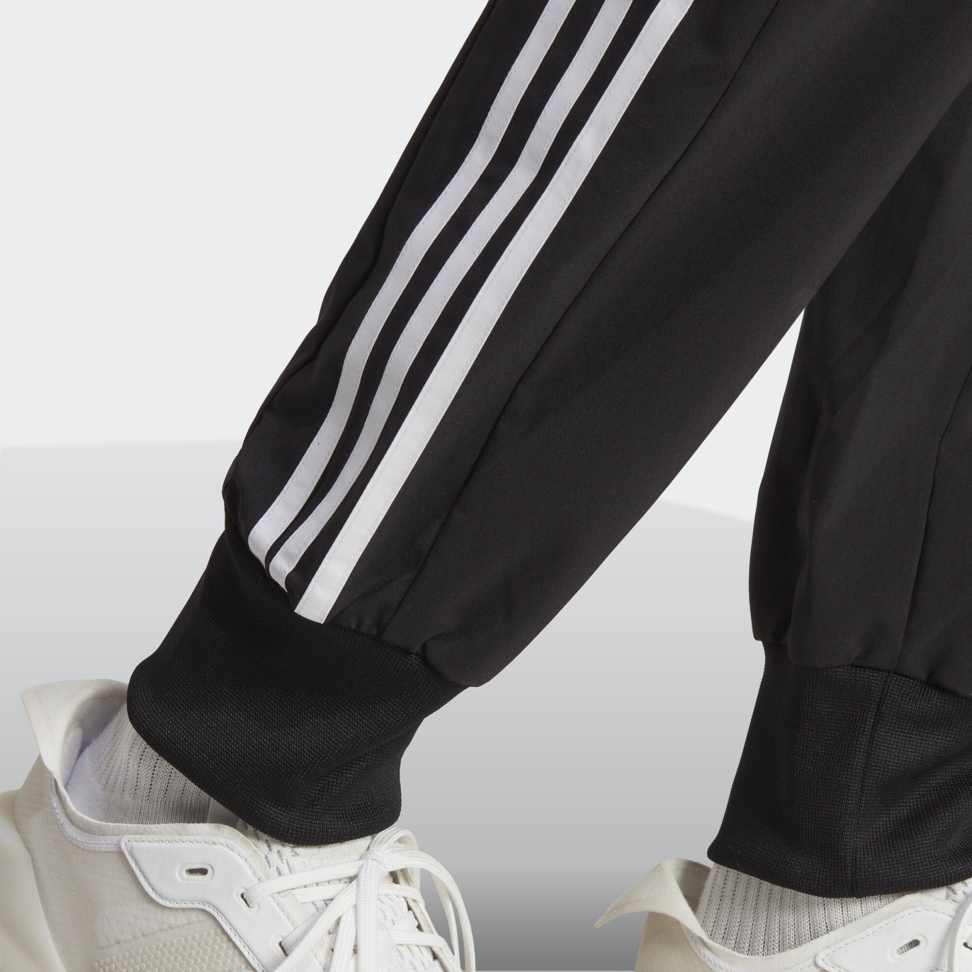 AEROREADY Essentials Tapered Cuff Woven 3-Stripes Pants 6/7