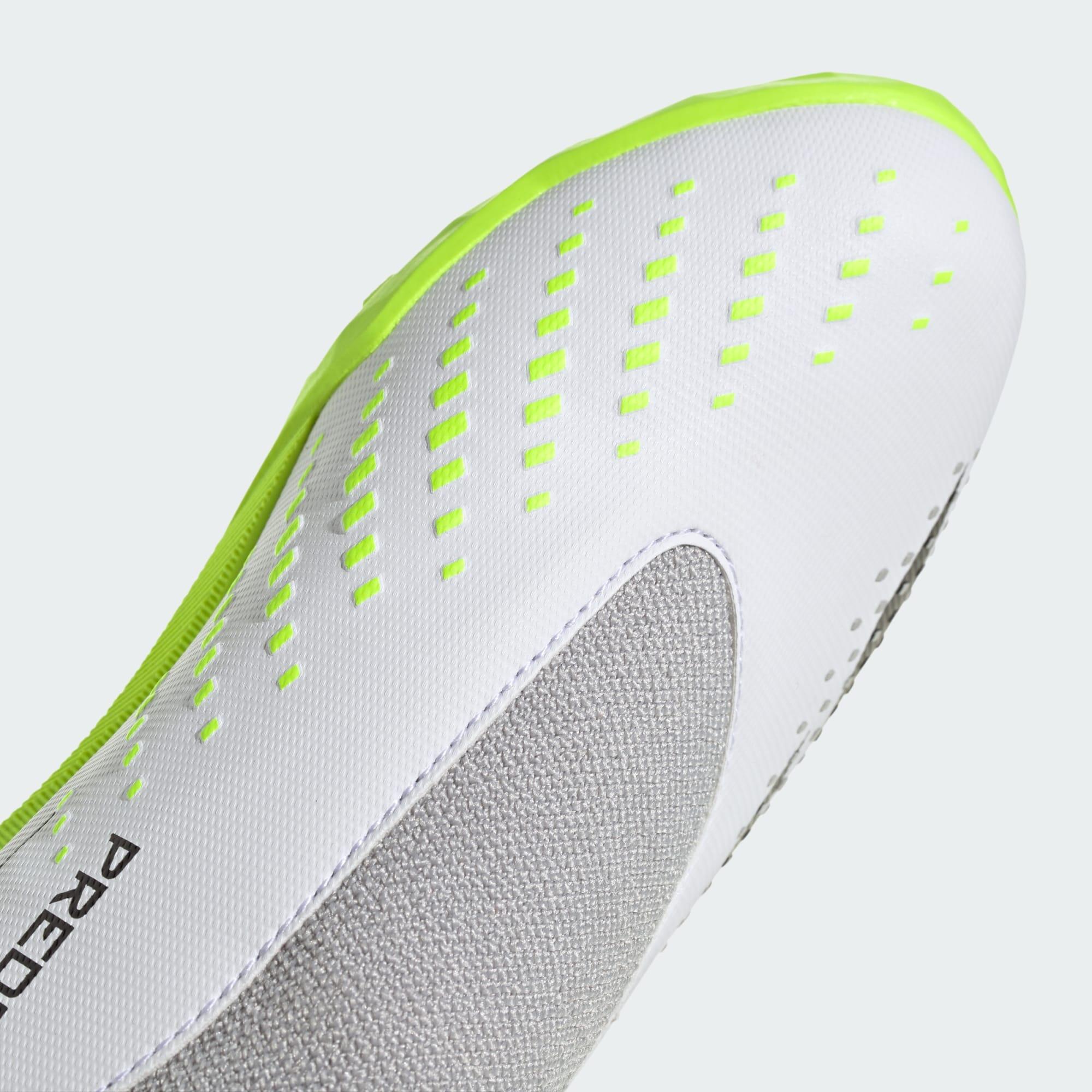 Predator Accuracy.3 Laceless Turf Boots 6/7