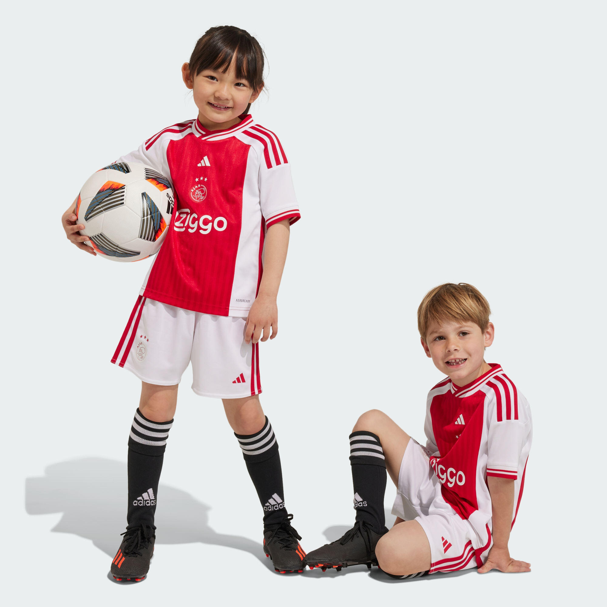 ADIDAS Ajax Amsterdam 23/24 Home Mini Kit