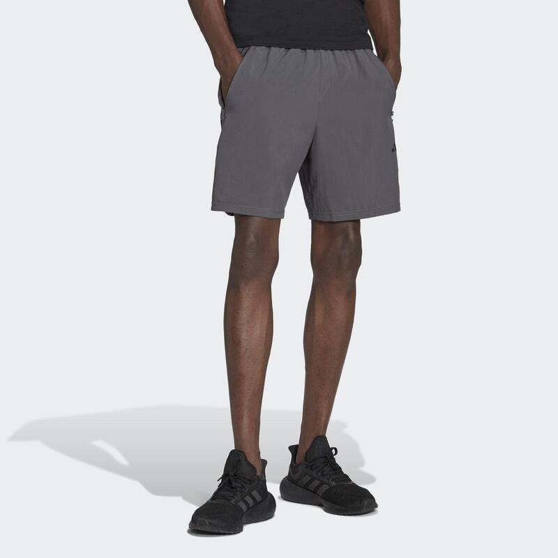 Train Essentials Woven Training Shorts