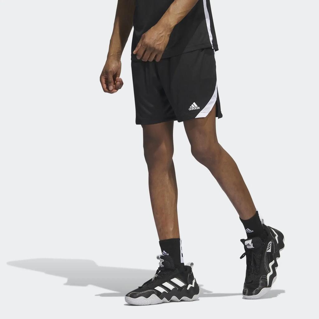 BLACK / WHITE