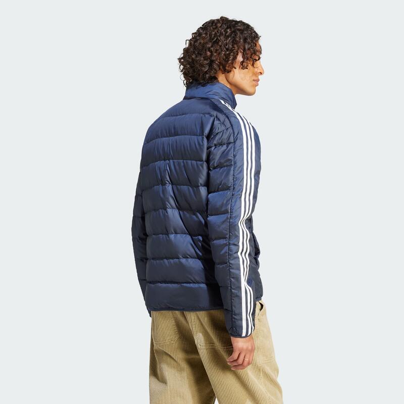 Essentials 3-Streifen Light Daunenjacke