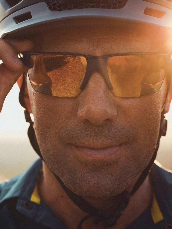 Okulary rowerowe JULBO OUTLINE czarny Spectron kat. 3