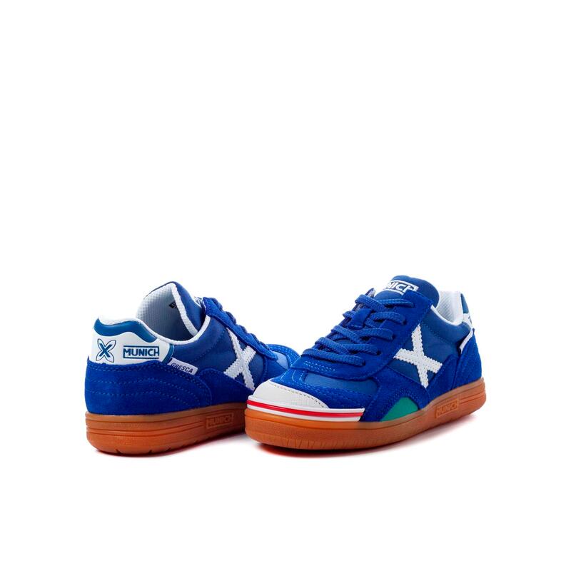 Zapatillas deportivas niños Munich en color azul marino. Talla 38 Color  MARINO
