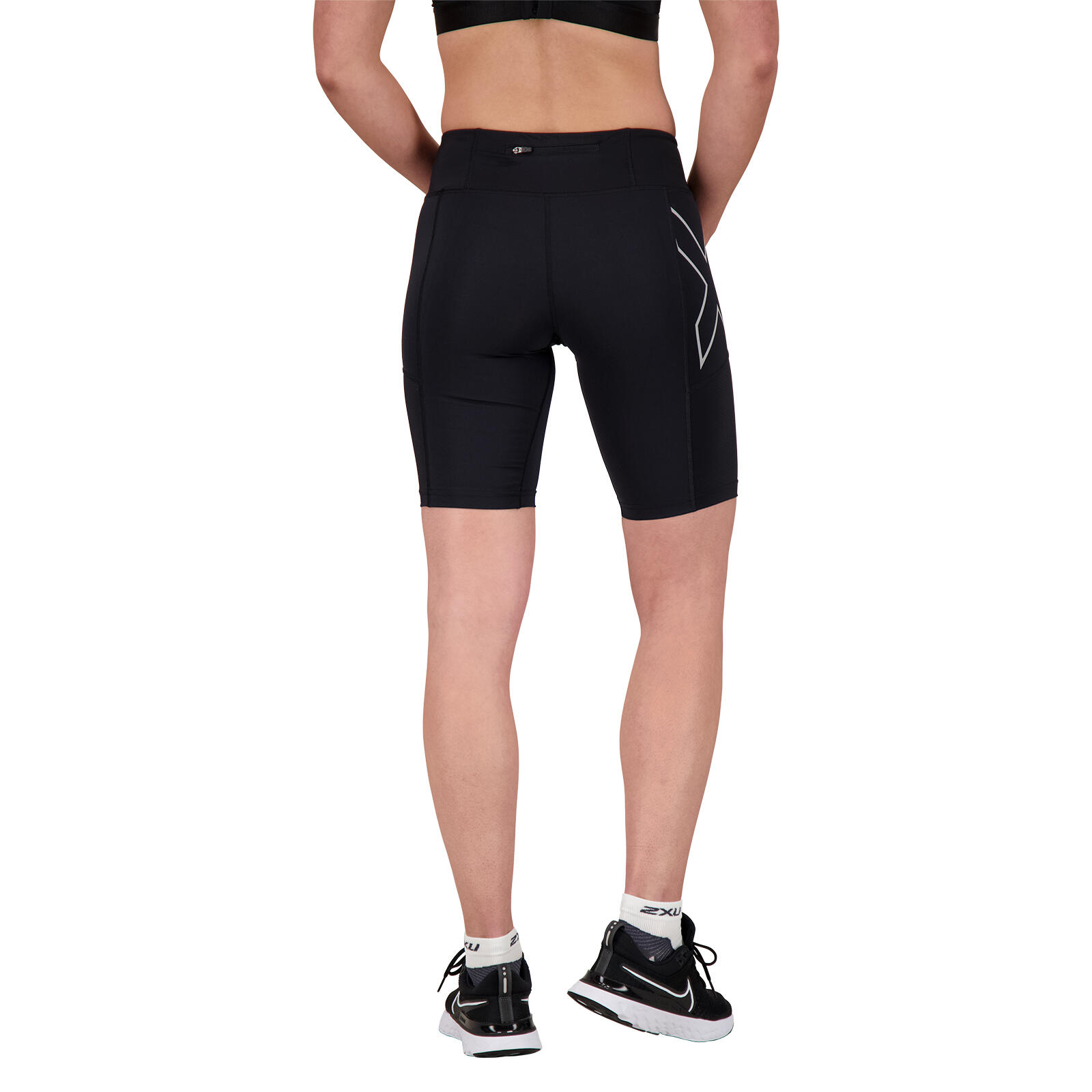 2XU Women's Aero Vent Mid-Rise Compression Shorts - Black / Silver Reflective 3/5