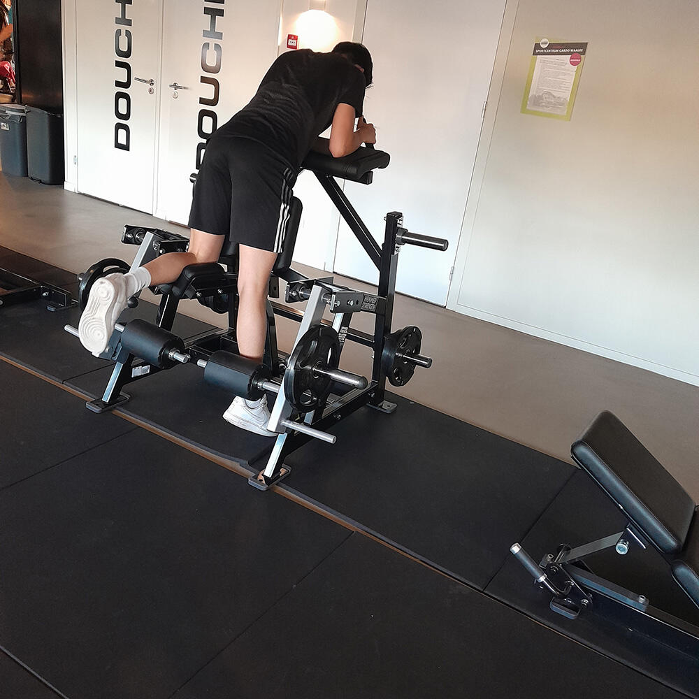 Piastrella per pavimenti sportivi 100 x 100 cm - 11 mm - Nero 6/7