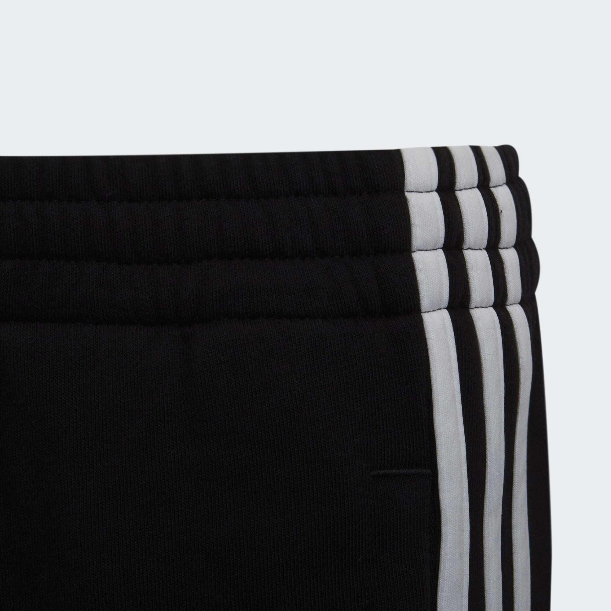 Short Essentials 3-Stripes 5/5