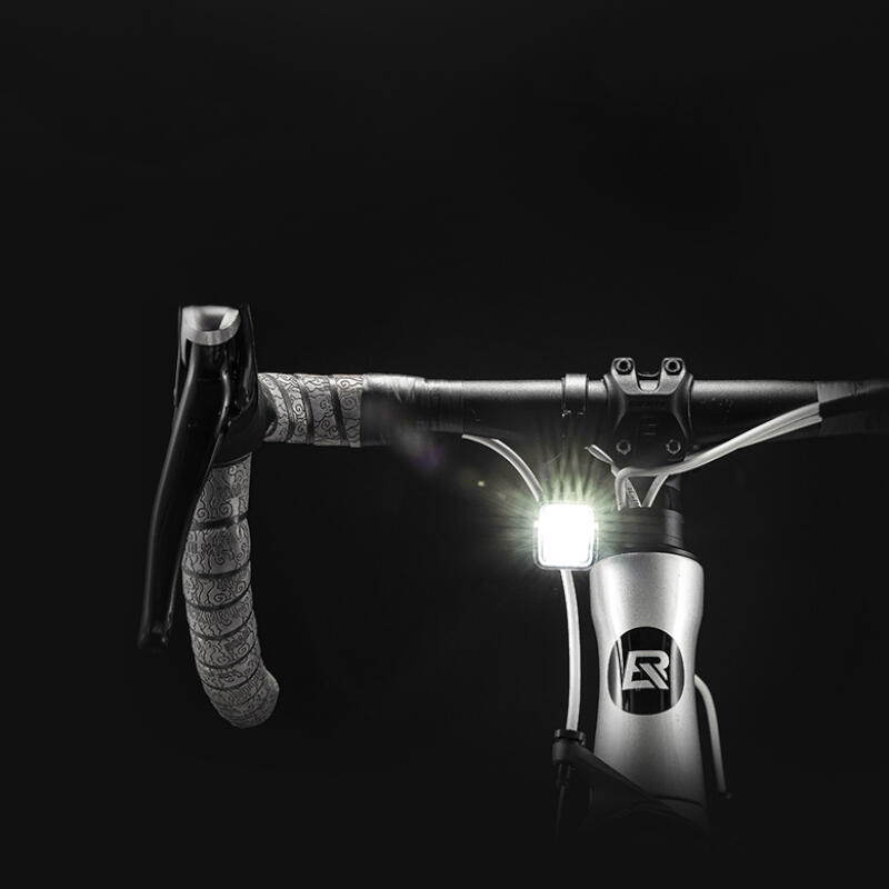 Lampka rowerowa przednia Rockbros RHL1000