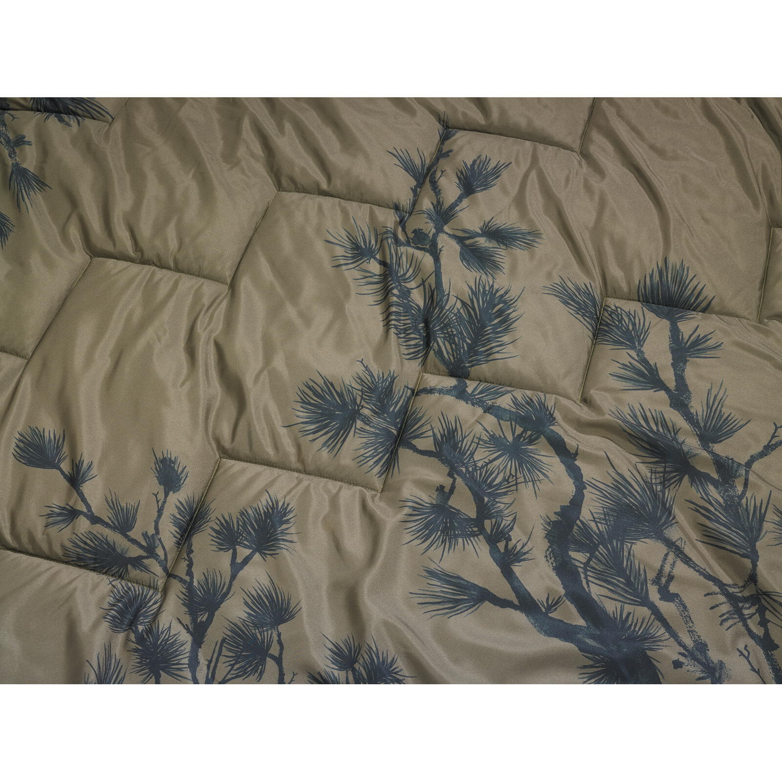 Decke Stellar Peeking Pine 190x142 cm eraLoft Polyester 30D wasserabweisend 4/7