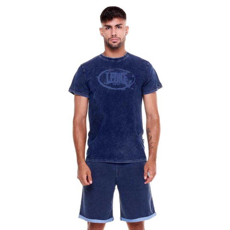 Camiseta masculina com lavagem jeans índigo