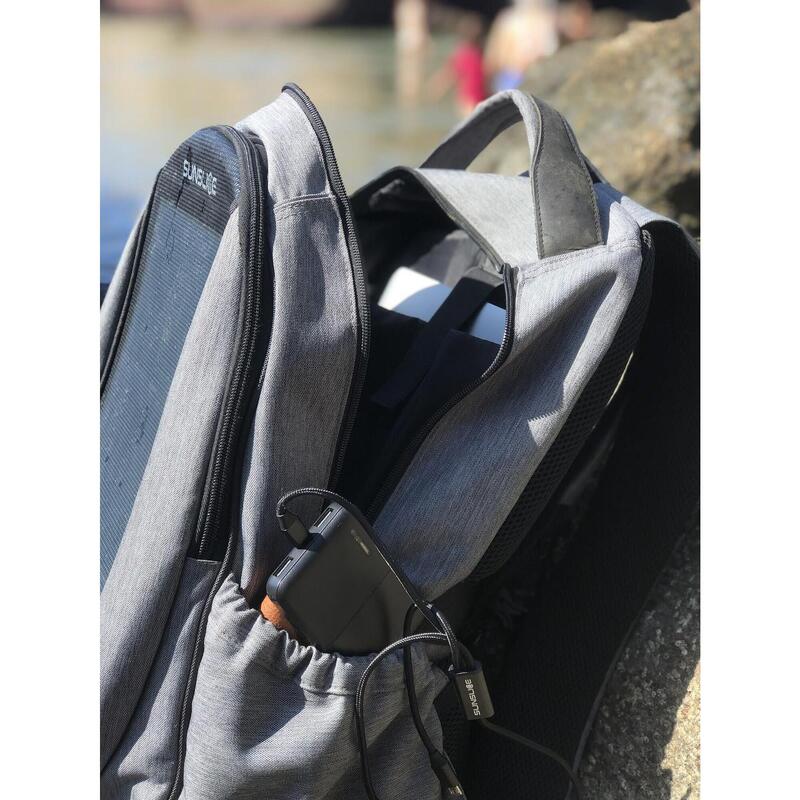 Sunslice "Zenith" Solar-Rucksack mit 8W Batterieladegerät