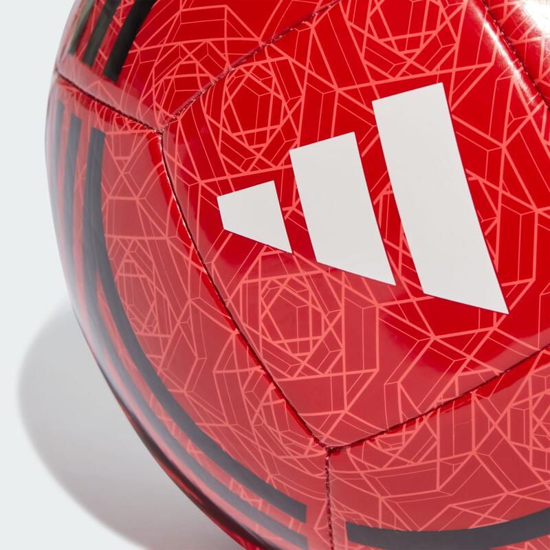 Bola Club com as Cores Principais do Manchester United