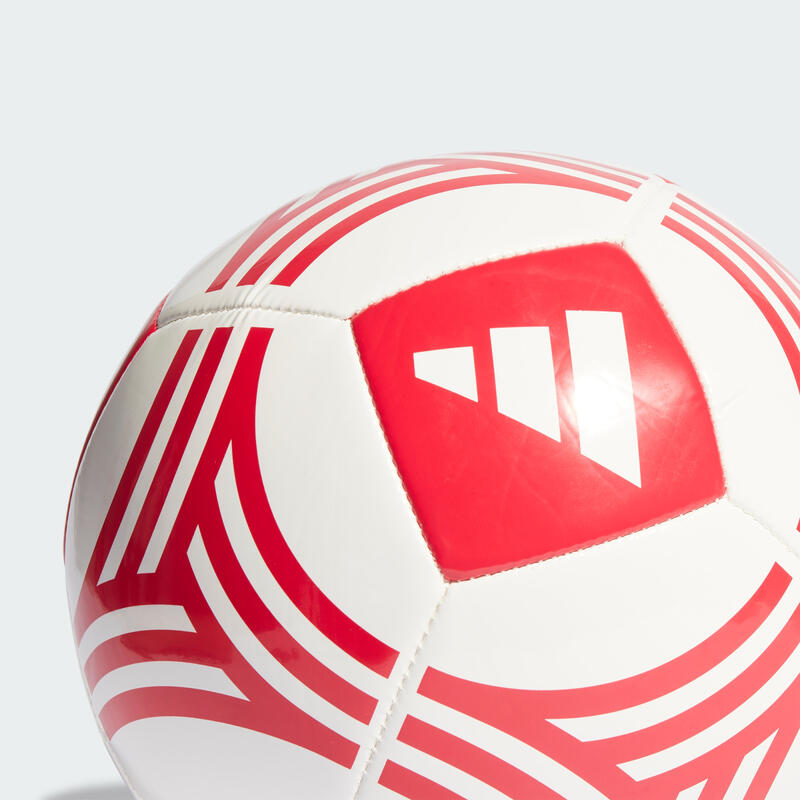 Bola Club com as Cores Principais do Ajax Amsterdam