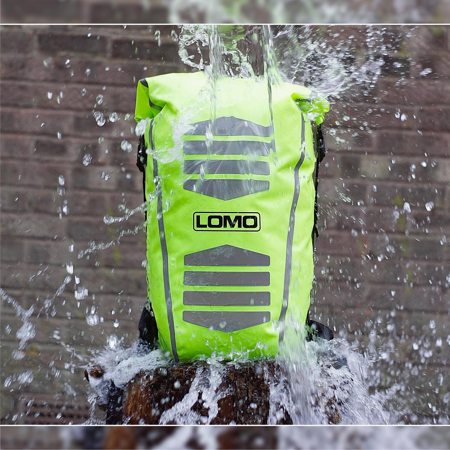 Lomo 30L Hi Viz Cycling Dry Bag Rucksack 2/8