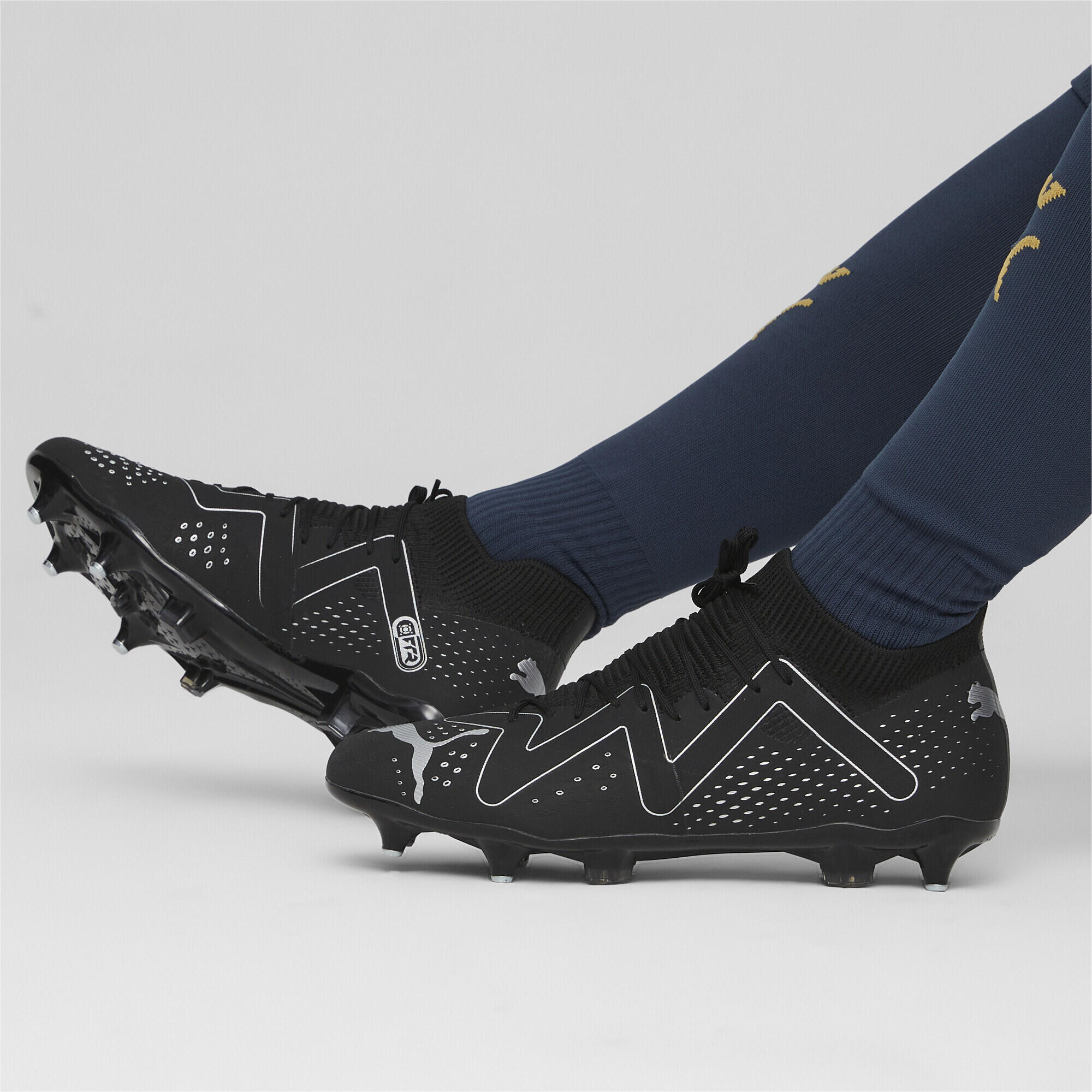 Botas de fútbol FUTURE MATCH MxSG Hombre PUMA Black Silver Metallic 2/7