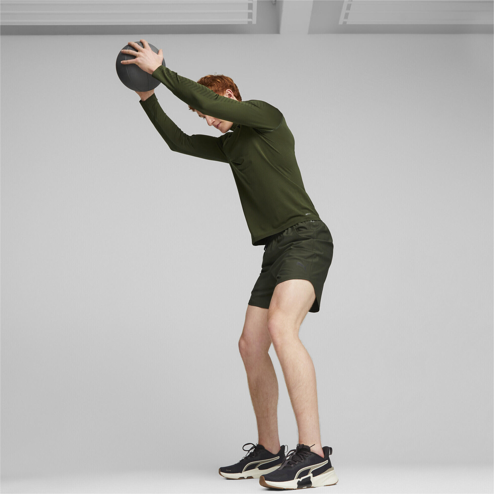 Pantalon corto training Stretch 5" Hombre PUMA Myrtle Green 3/6