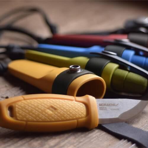 Survivalmes Eldris Neck Knife Sandvik staal - Geel