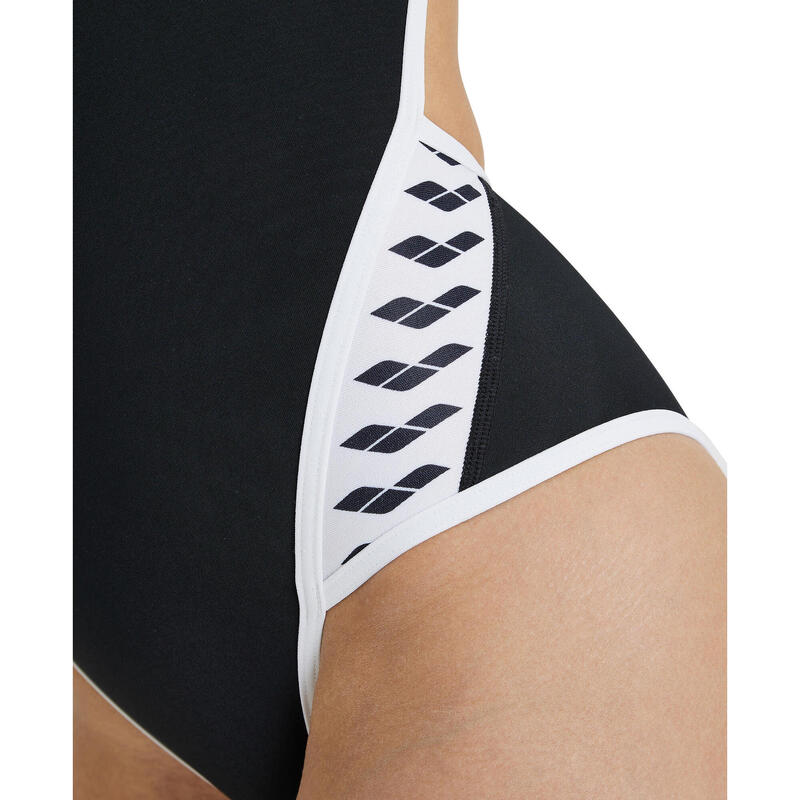 Arena Badpak Icons Superfly Back Solid Zwart