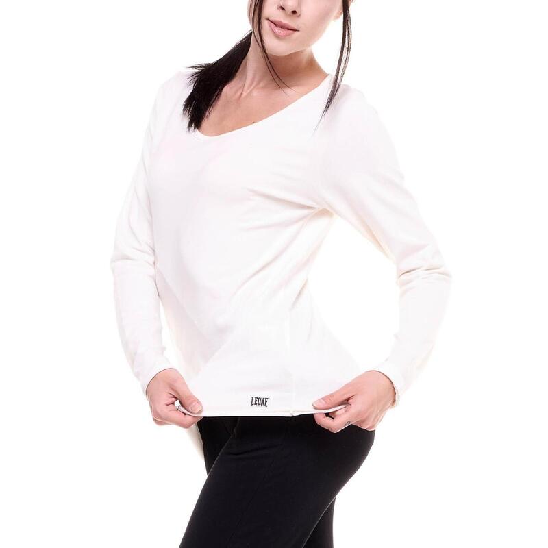 Camiseta feminina básica com gola redonda e manga comprida