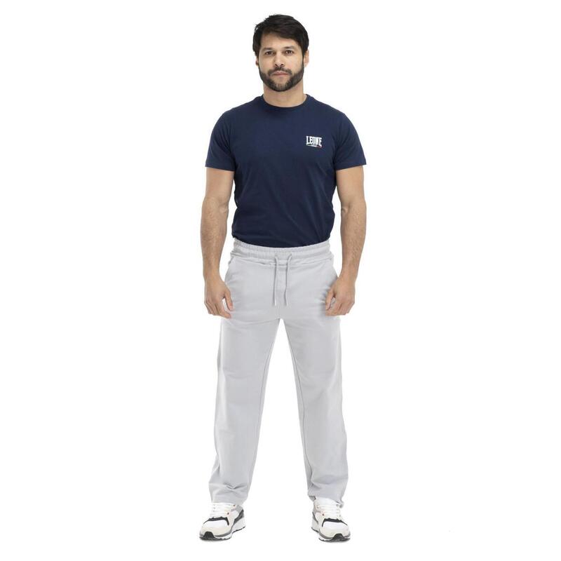 Calça masculina básica com logo pequeno