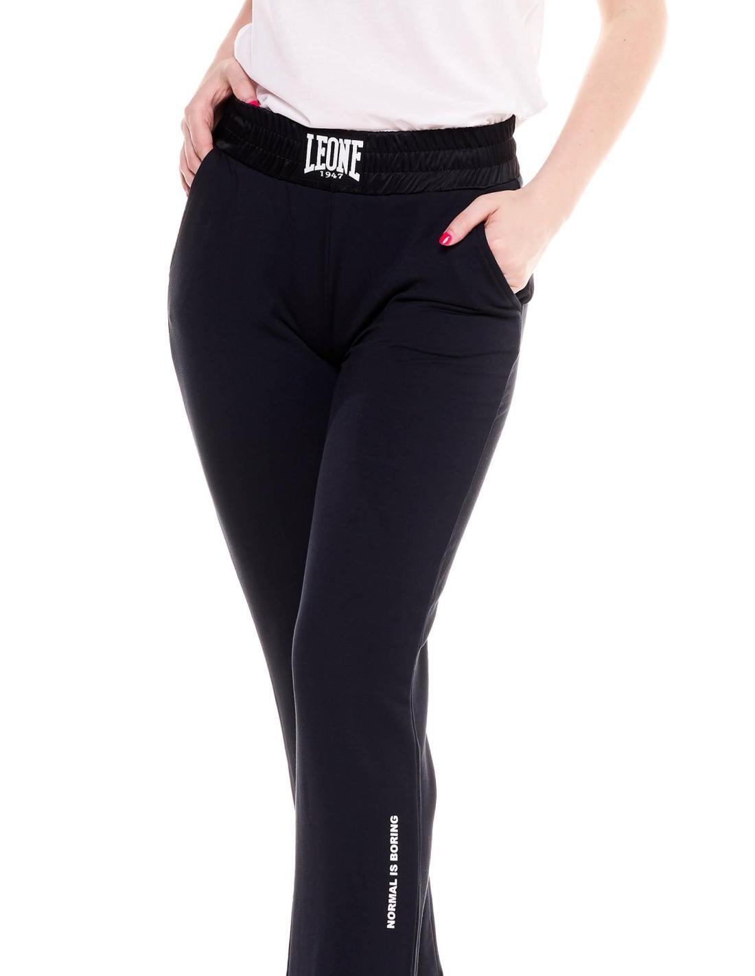 Pantalón de mujer blanco y negro. 7/7