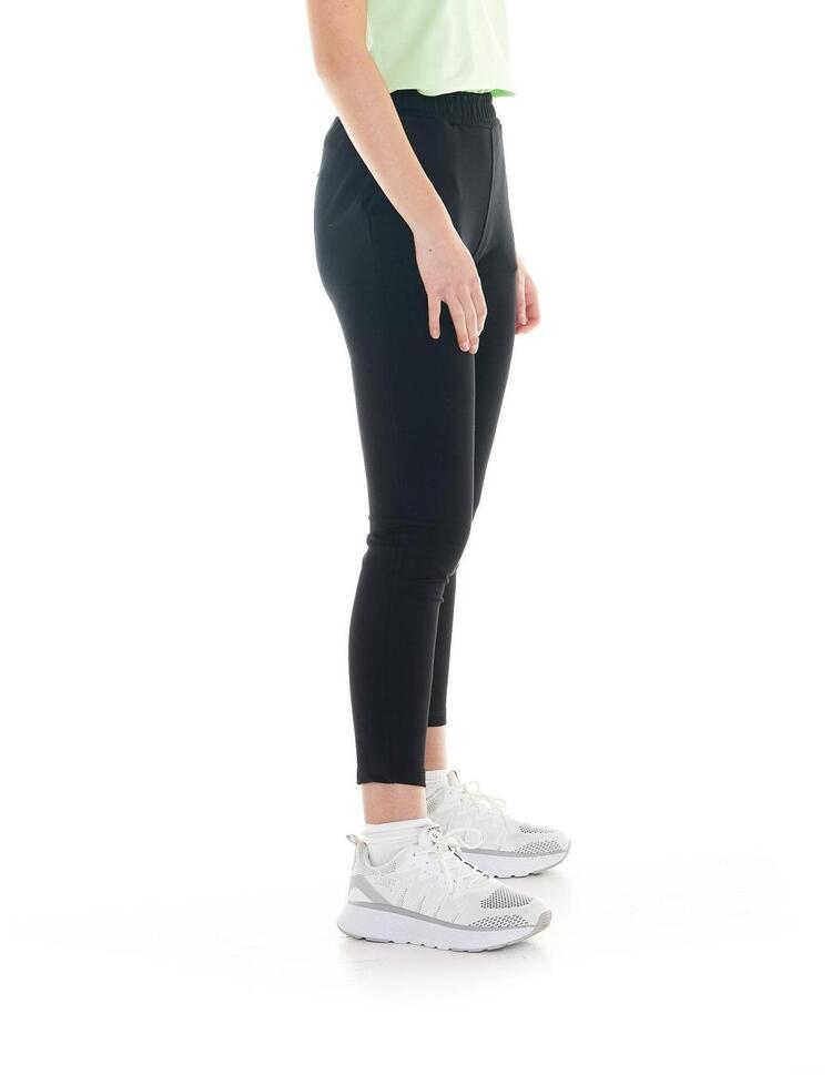 Podstawowe joggery damskie
