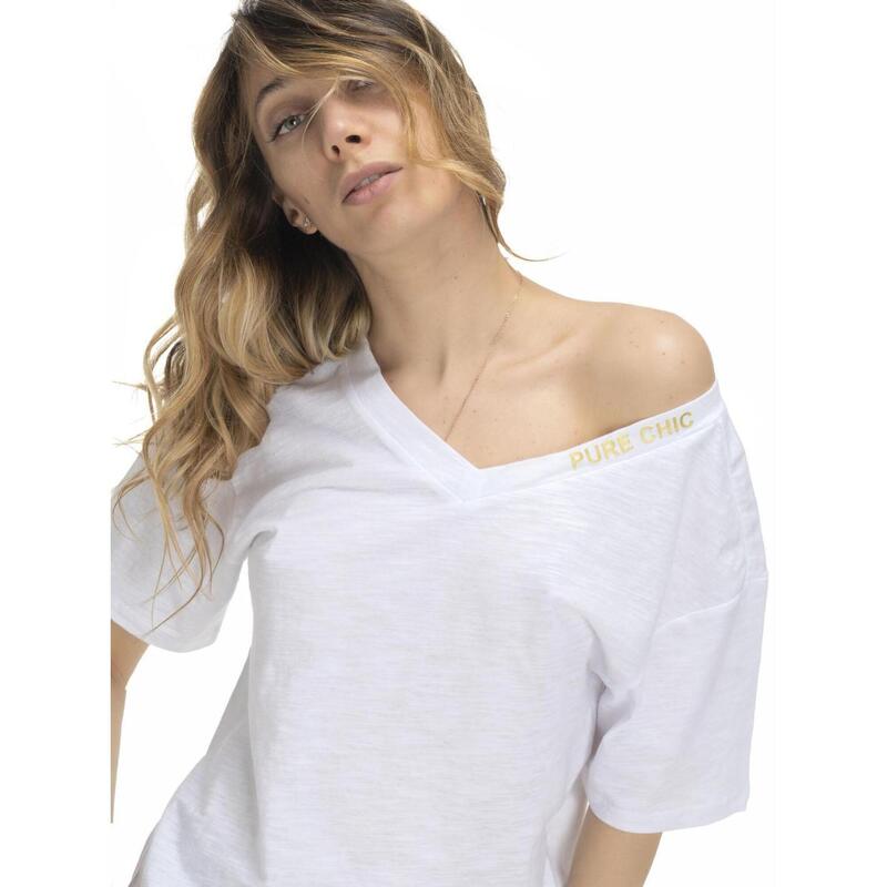 Camiseta feminina com decote em V em tons de terra