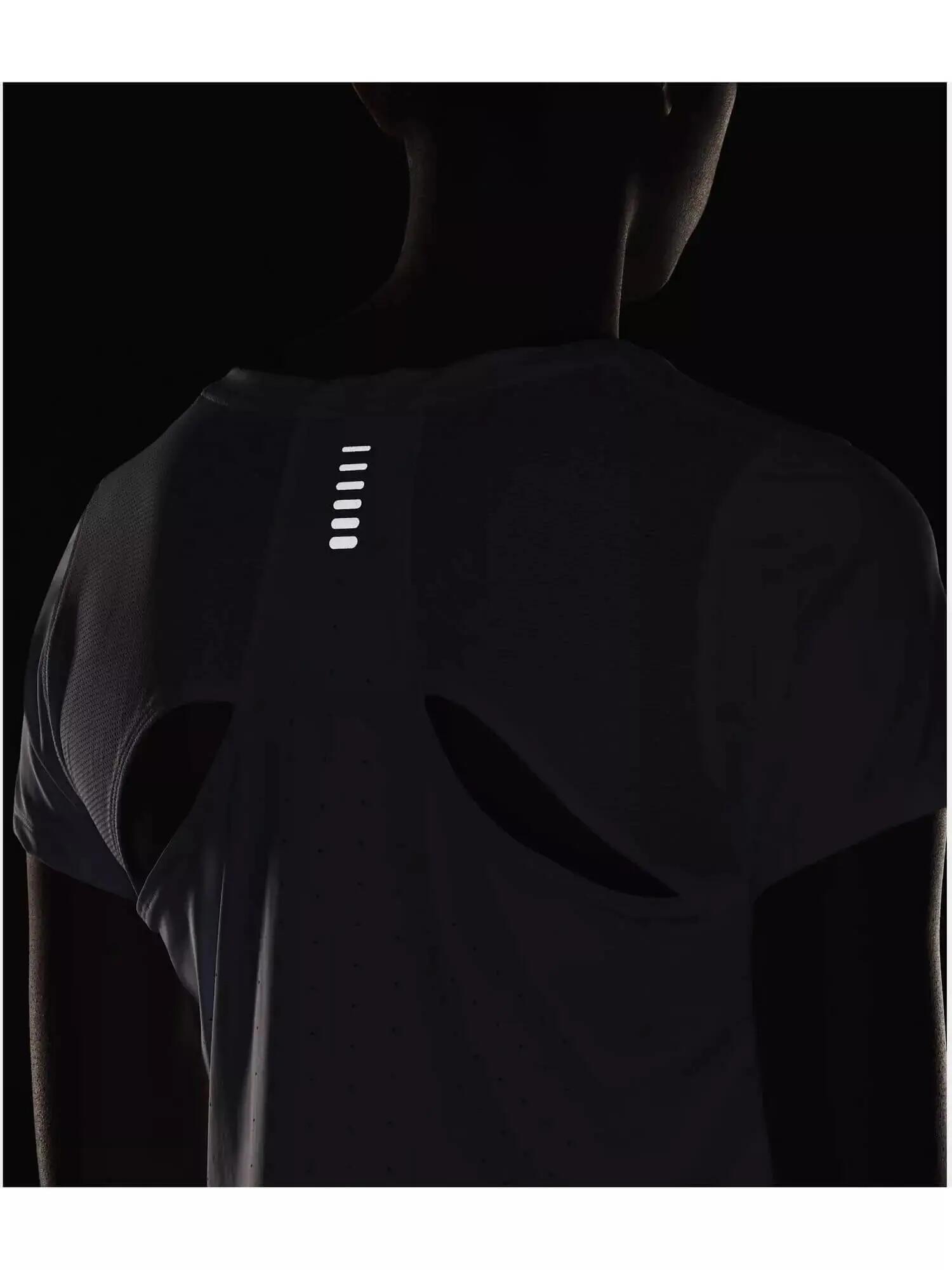 UA IsoChill 200 Laser Tee női rövid ujjú sport póló - fehér 6/6