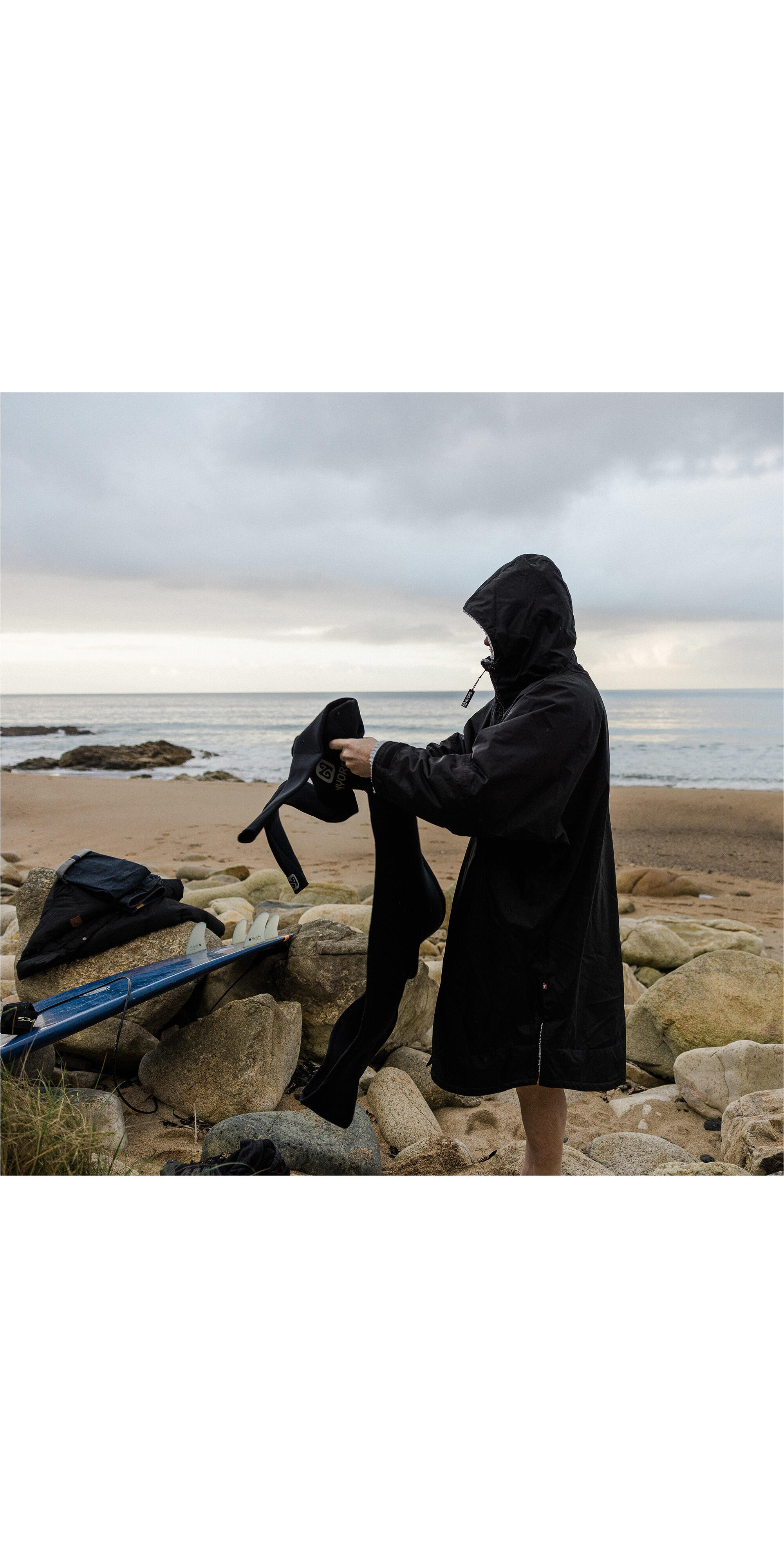 Adult 2025 Primaloft® Outdoor Changing Robe 5/7