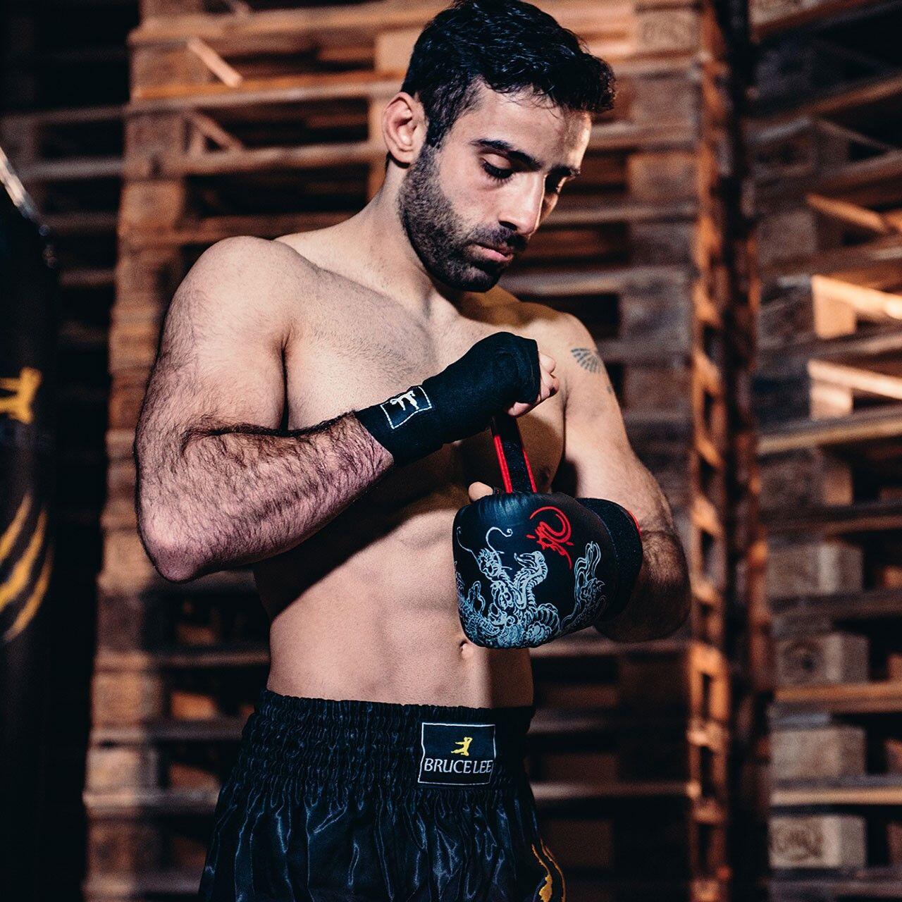 Guantoni da boxe Bruce Lee Deluxe pelle nera vera Velcro pollice cucito 4/5