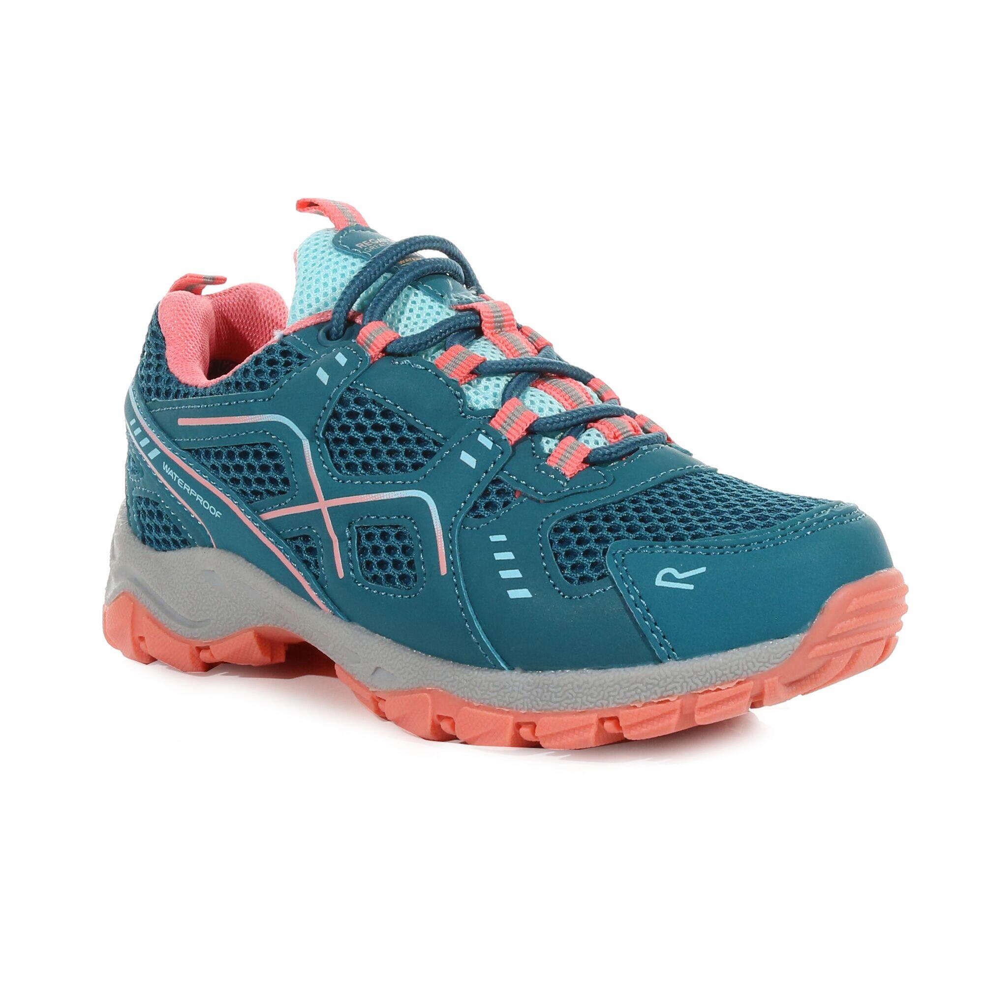 Kids Vendeavour Walking Shoes 2/6