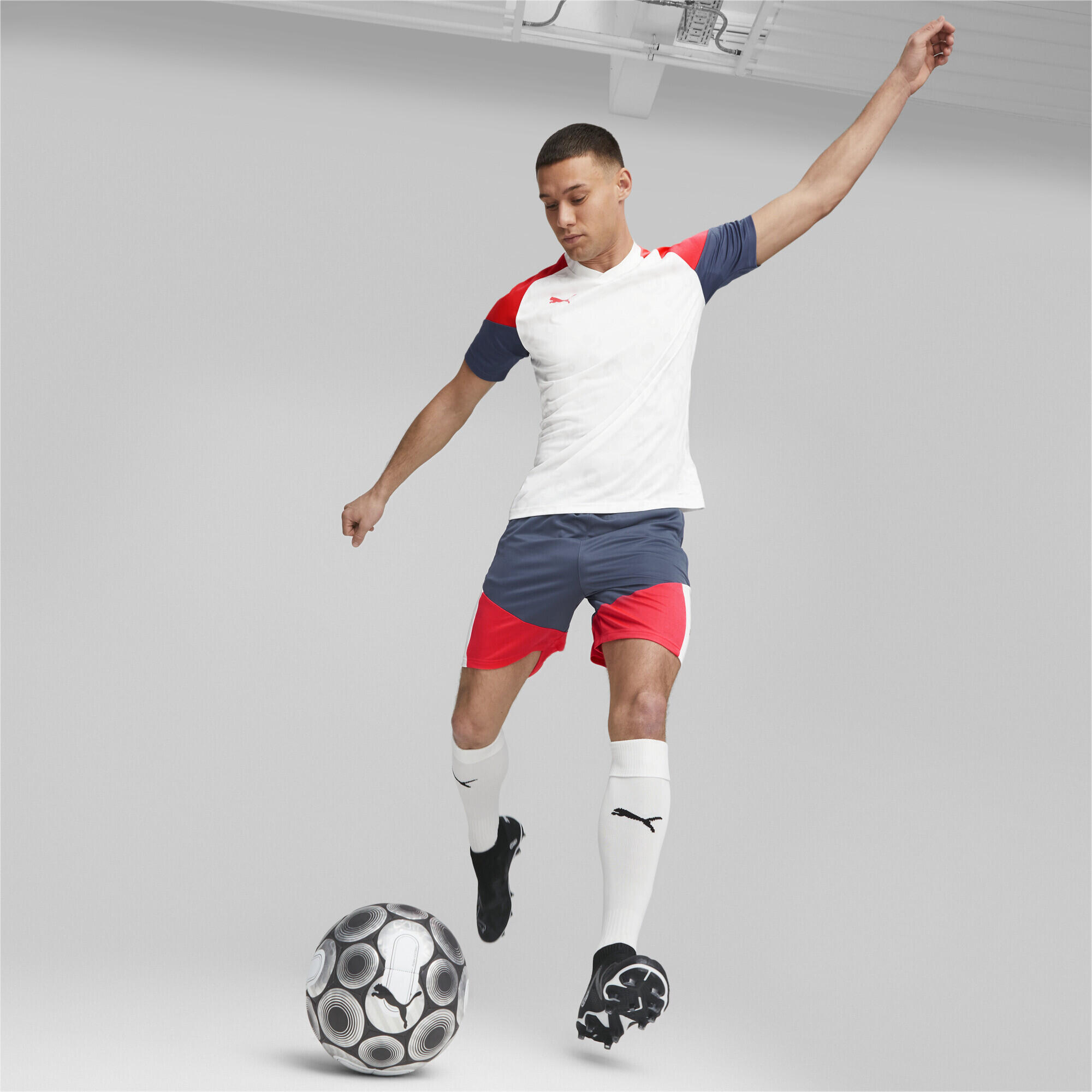 Maillot de football individualCUP PUMA White Fire Orchid Red 3/5